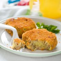 Medallones de papa: con 4 ingredientes, una receta crujiente y cremosa que salva cualquier comida
