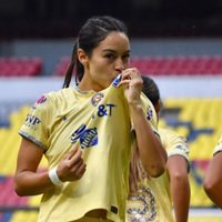 Scarlett Camberos decide salir de México y del América femenil ante acoso y violencia digital