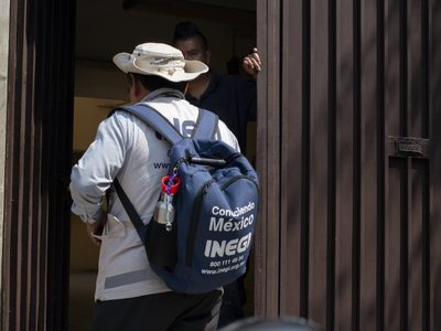 Inegi asume funciones del Coneval y promete continuidad en la medición de la pobreza