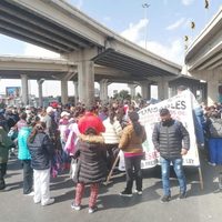 Con manifestación, personal de salud reclama pagos atrasados en SLP
