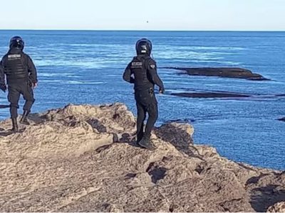 Peligro en Santa Cruz: una joven denunció que intentaron arrojarla al mar en Puerto Deseado