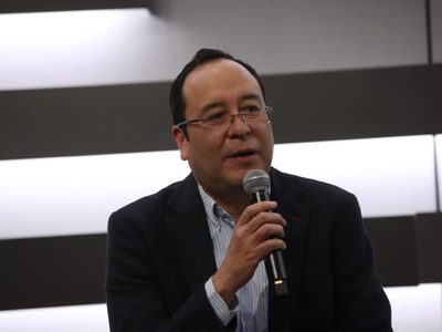 AMLO “no le puede ordenar al INE qué hacer o dejar de hacer”: Ciro Murayama