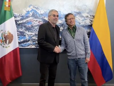 El presidente colombiano Gustavo Petro llega a México; se reunirá con Sheinbaum