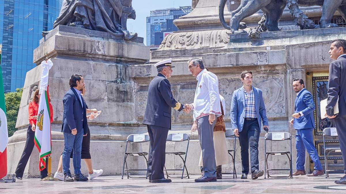 La transformación debe continuar, dice Américo desde el Ángel de la Independencia