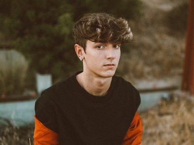 21 pirulos: Bryce Hall llegó a la mayoría de edad y ya enfrenta una acusación por discriminación