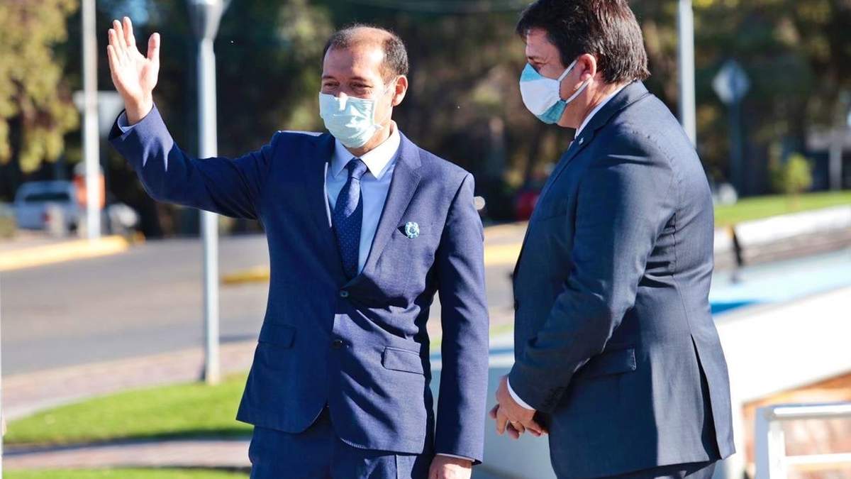 Omar Gutiérrez junto a Mariano Gaido. Fuente: (Twitter)