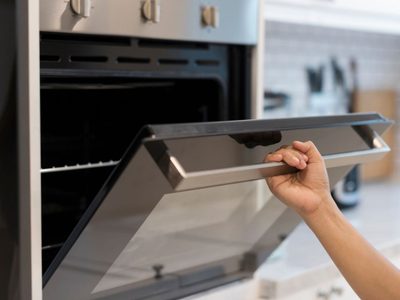 No lo des por perdido y dejá tu horno como nuevo con este trucazo que es un 10 para tu cocina