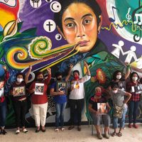Madres de víctimas de feminicidio toman simbólicamente instalaciones de la CEDH en Chiapas