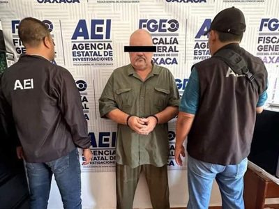 Estadunidense buscado por el FBI desde hace 30 años es detenido en Puerto Escondido, Oaxaca