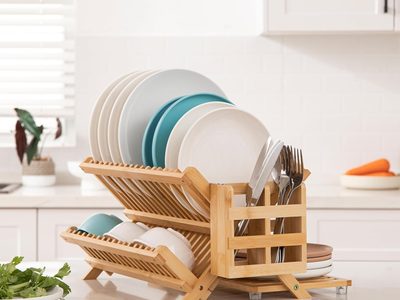 Con pedazos de madera y un poco de cemento: creá este escurridor de platos súper moderno y no gastes fortuna