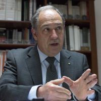 Seis mil mdp, la merma para aseguradoras por cancelación de pólizas a burócratas: AMIS