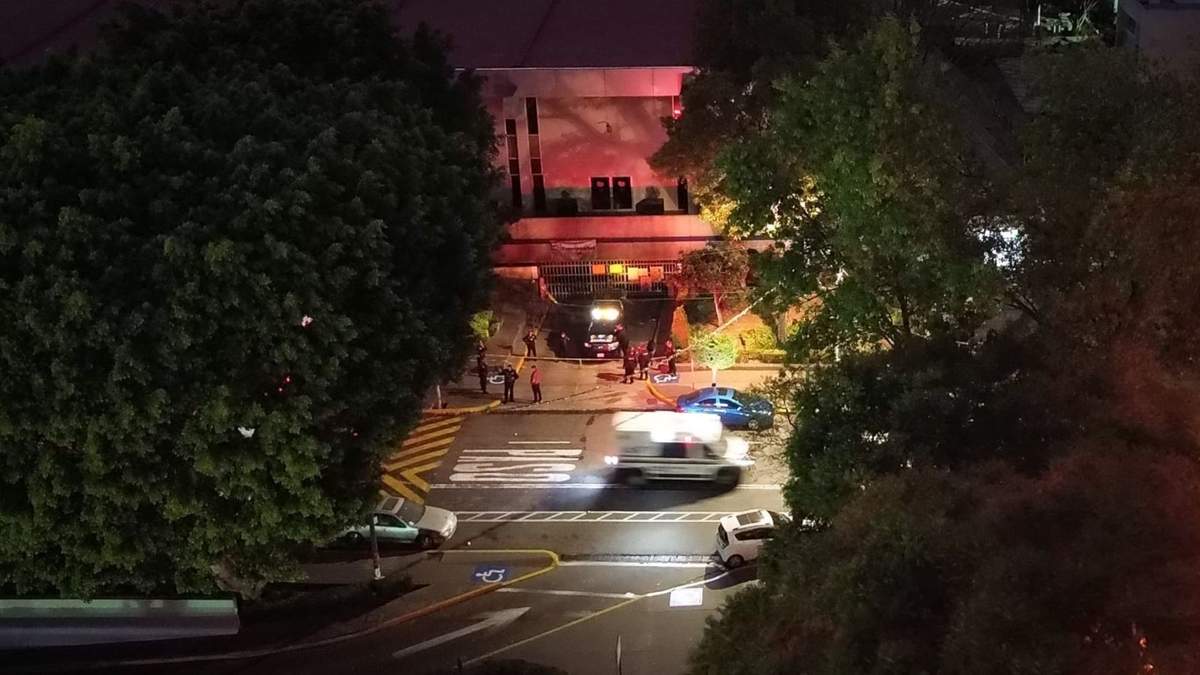 El incendio ocurrió en una bodega del estacionamiento de la alcaldía Benito Juárez