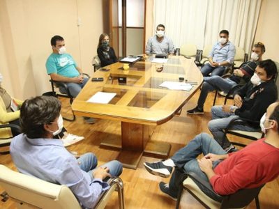 ¡Buenas noticias para Zapala! Carlos Koopmann busca reactivar actividades