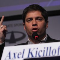 Axel Kicillof confirmó el bono para estatales bonaerenses