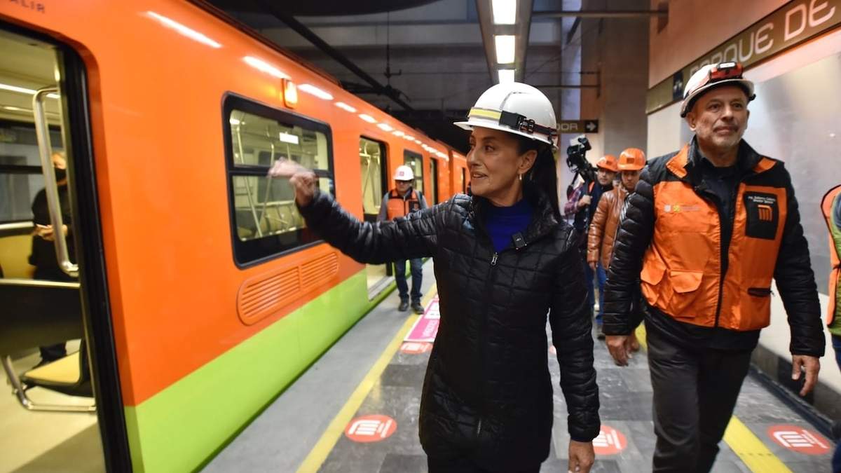 La jefa de Gobierno, durante un recorrido por el tramo subterráneo de la Línea 12 del Metro