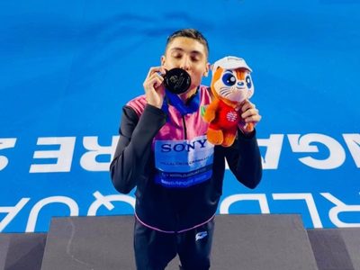 Diego Villalobos sube al podio con histórico bronce en Campeonato Mundial de Deportes Acuáticos