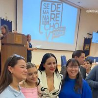 Sandra Cuevas reaparece en conferencia en la FES Aragón (Videos)