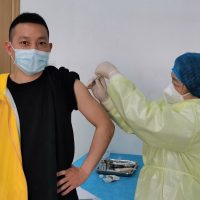 Comenzarán a probar la vacuna china contra el coronavirus en Argentina