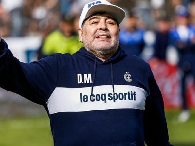 ¿Maradona suma a un histórico de la Selección en Gimnasia?