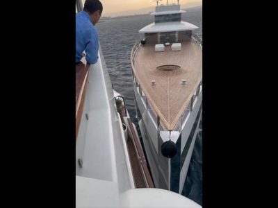 Yate de Steve Jobs choca con el de Salinas Pliego en Italia; así reaccionó el dueño de Elektra