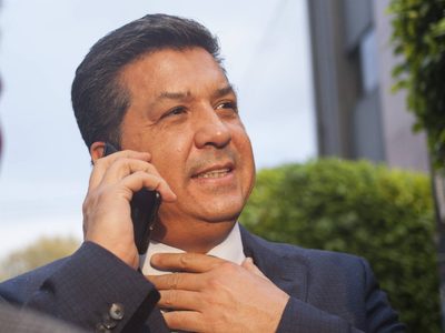 Tribunal revoca amparo a García Cabeza de Vaca y reactivan orden de aprehensión