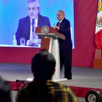 Alberto Fernández se solidarizó con López Obrador en uno de sus momentos más difíciles