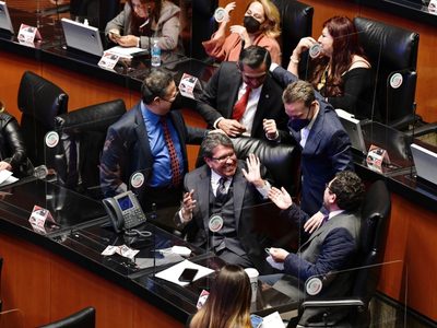 Sin una sola modificación, senadores aprueban la Miscelánea Fiscal 2022