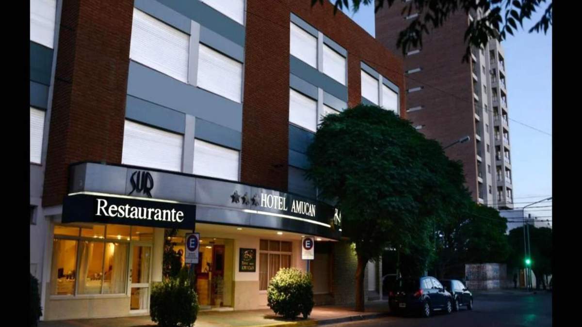 Hoteleros y gastronómicos contra el Deliberante, CALF y el Municipio. Fuente: (Twitter)
