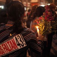 Libera juzgado expedientes del caso Ayotzinapa; piden padres no soltar a policías