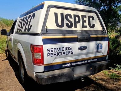 Hallan cinco cuerpos calcinados en una barranca, en Aquila