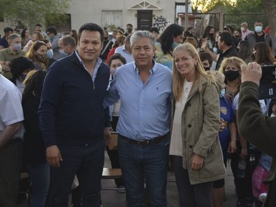 Rolando Figueroa busca “llevar la educación a cada rincón” de Neuquén