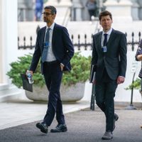 Biden y Harris presiden junta sobre inteligencia artificial