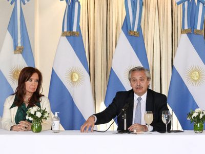 "Estamos ante una suerte de default virtual", reconoció Alberto Fernández