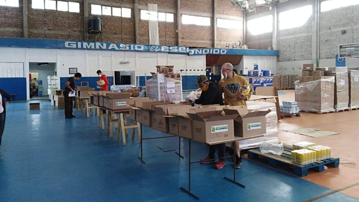 Trabajan en conjunto con el banco de alimentos. Fuente: (Facebook)