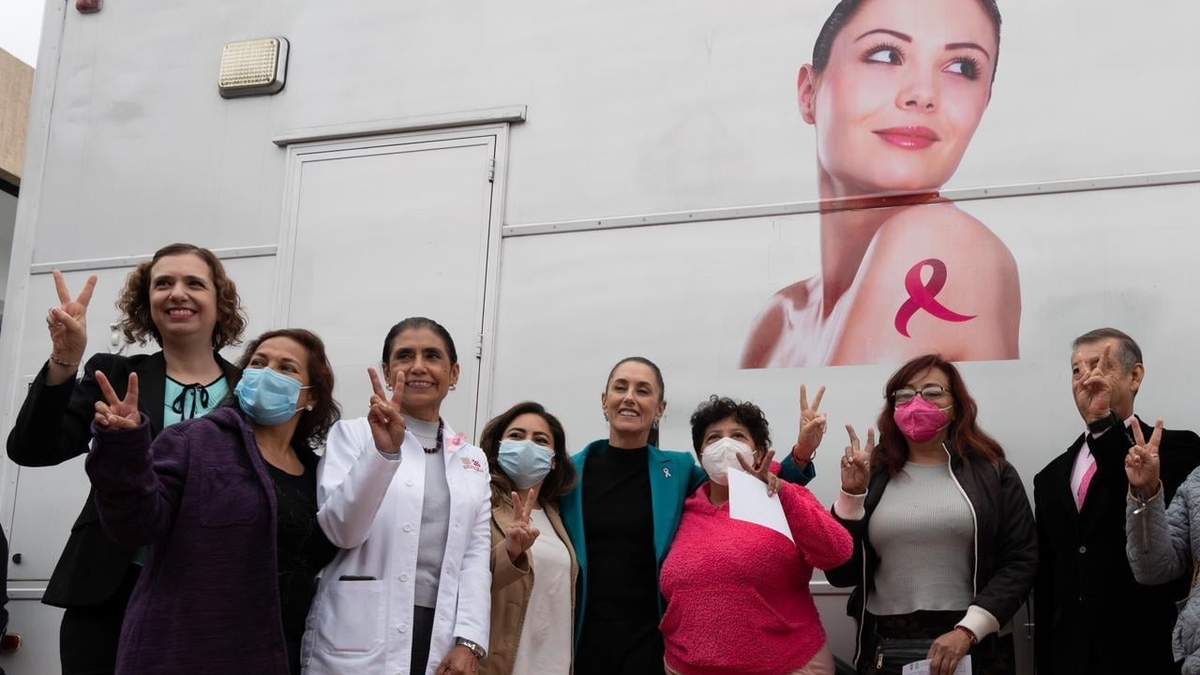Claudia Sheinbaum en la conmemoración del Día Internacional de la Lucha contra el Cáncer de Mama
