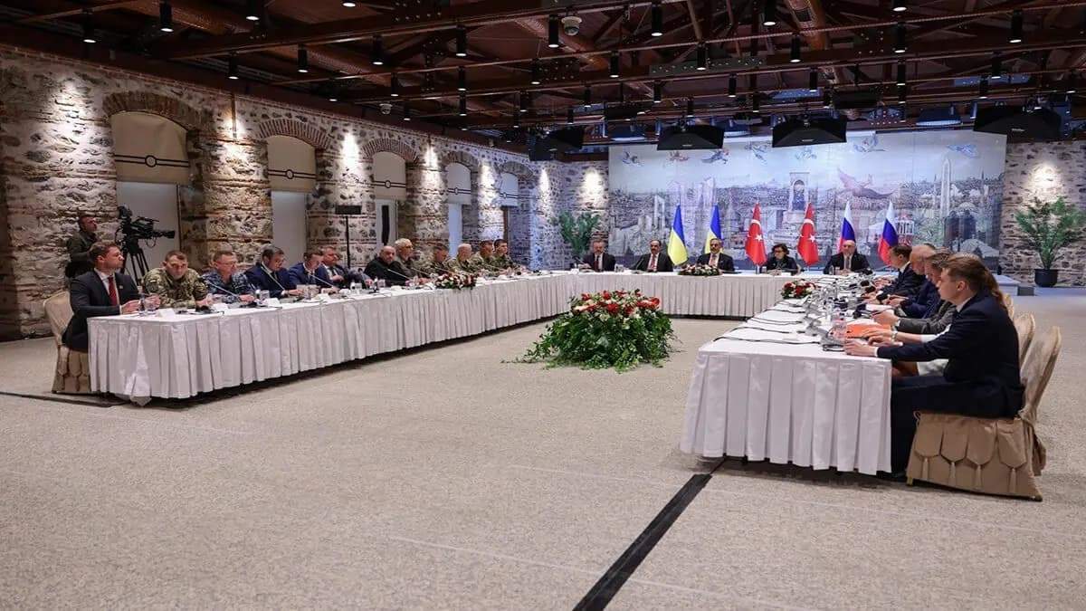 Reunión de representantes de Rusia y Ucrania