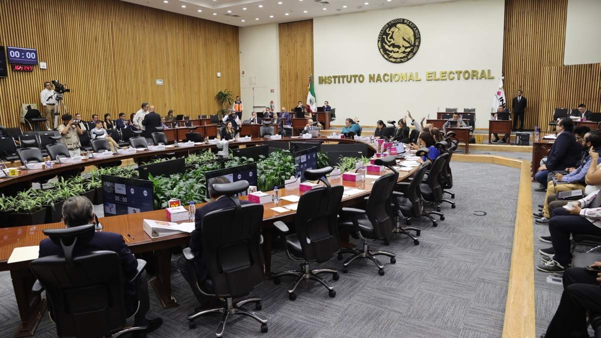 La sesión del Consejo General del INE