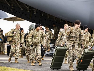 Acciones militares de EU en México deben ser consultadas con el gobierno de ese país: Johnson