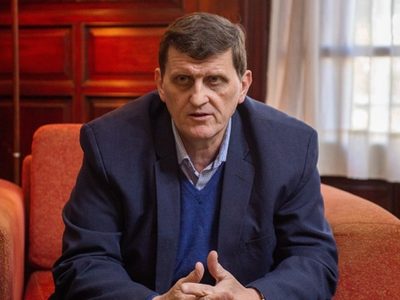 Un ministro de Misiones dijo que los senadores votaron en contra para beneficiar a Milei