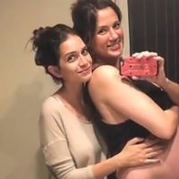 “Te amo”: la tierna postal de Zaira Nara junto a la hija de Paula Chaves en una importante fecha