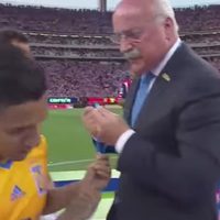 La protesta de Aquino y la ausencia de Gignac (Video)