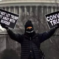 La condena ciudadana contra Trump se mantiene pese a la absolución del Senado