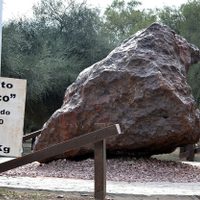 El lugar de la Argentina donde podés ver meteoritos de cerca: conocé lo maravilloso que es Campo del Cielo, en el Chaco