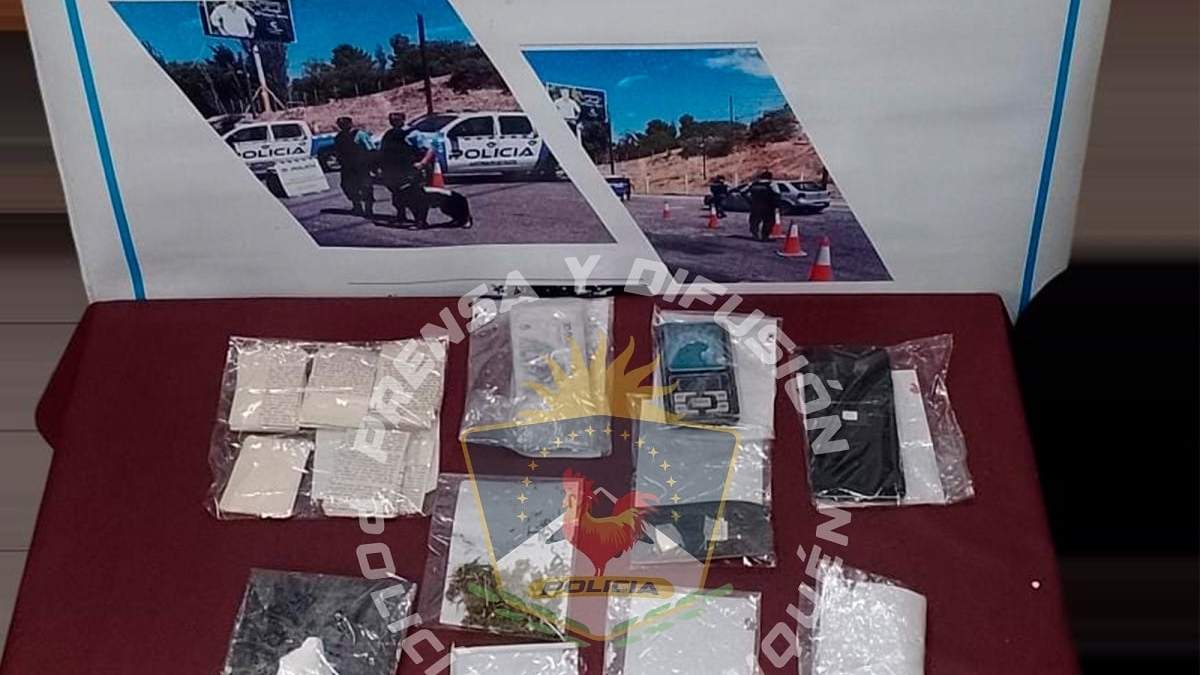 El secuestro de drogas en el barrio San Lorenzo. Fuente: (Policía de Neuquén)