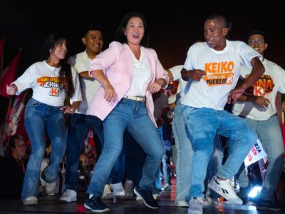 Keiko Fujimori encabeza elecciones en Perú pero habrá segunda vuelta, indican exit polls