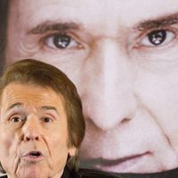 Raphael fue hospitalizado tras sufrir un accidente cerebrovascular