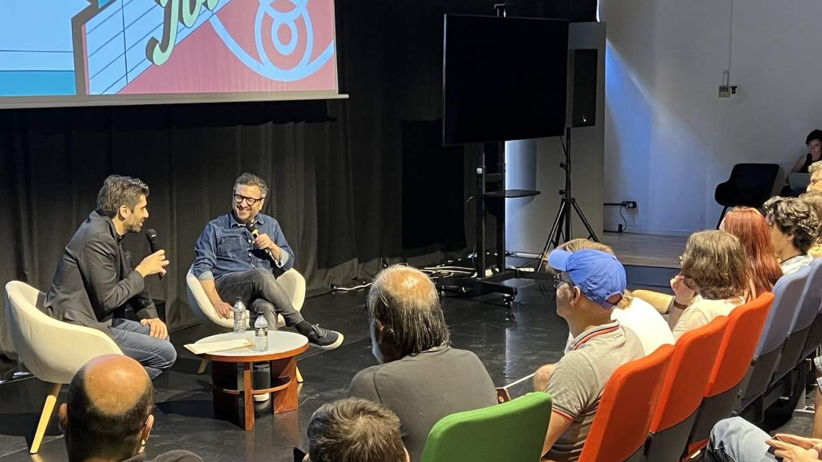 El director y guionista mexicano Alonso Ruizpalacios, premio Luna de València de la 39ª edición del Cinema Jove, durante el encuentro con el público del festival