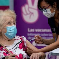 Combinación de vacunas: cómo será la estrategia para su aplicación
