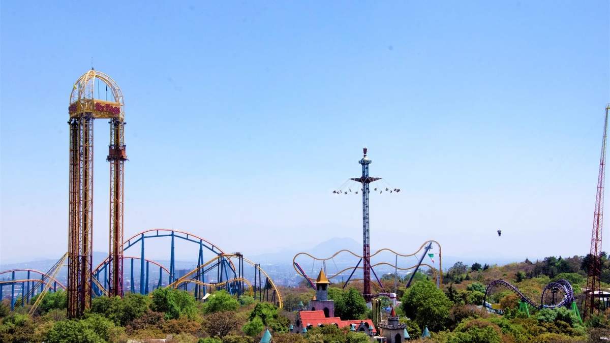 El parque de diversiones Six Flags, ubicado al sur de la ciudad de México