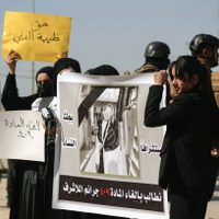 Protestan en Irak por el "asesinato por honor" de YouTuber